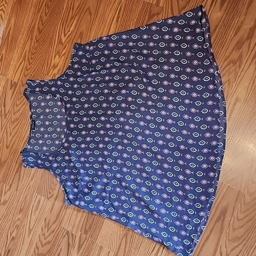 Torrid blouse look at pictures for measurements for size